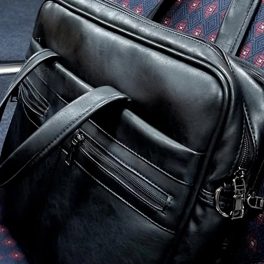 Men's Black Leather Messenger and Laptop bag 15.6 inch